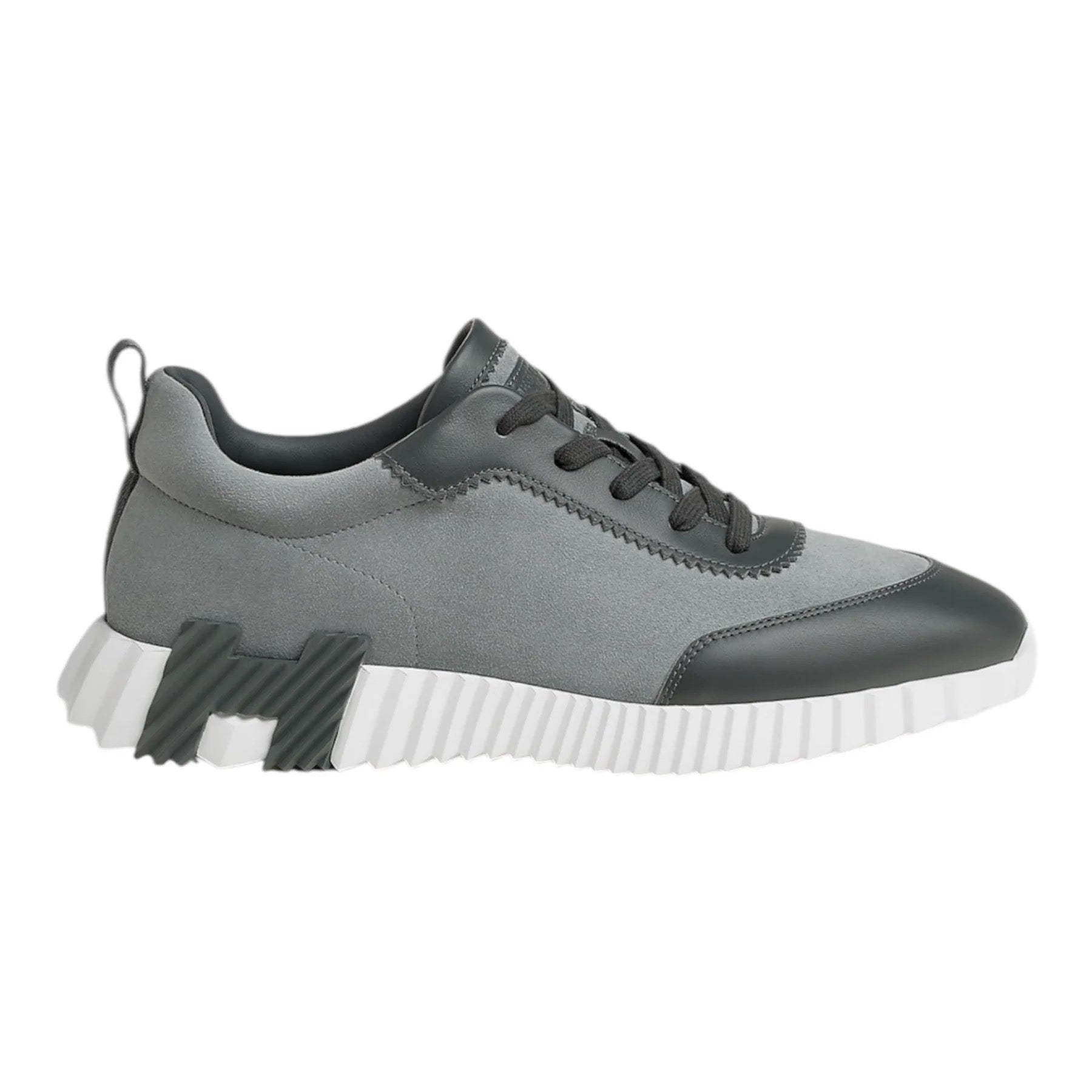"Bouncing" Sneaker
