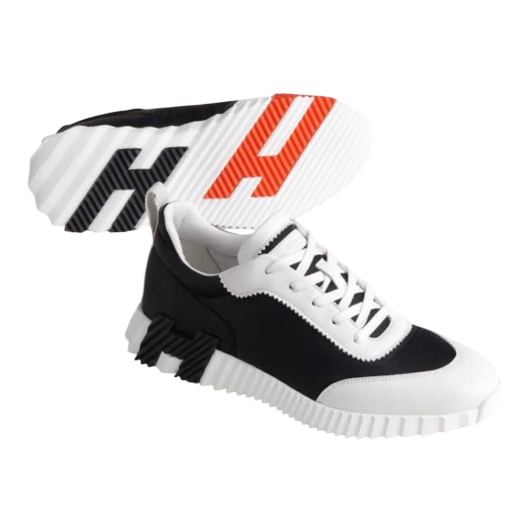 "Bouncing" Sneaker