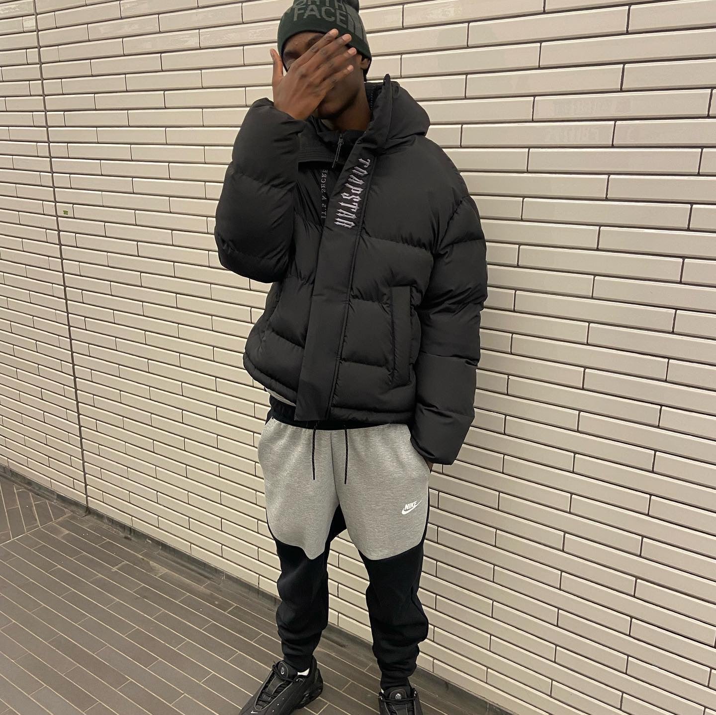 XS