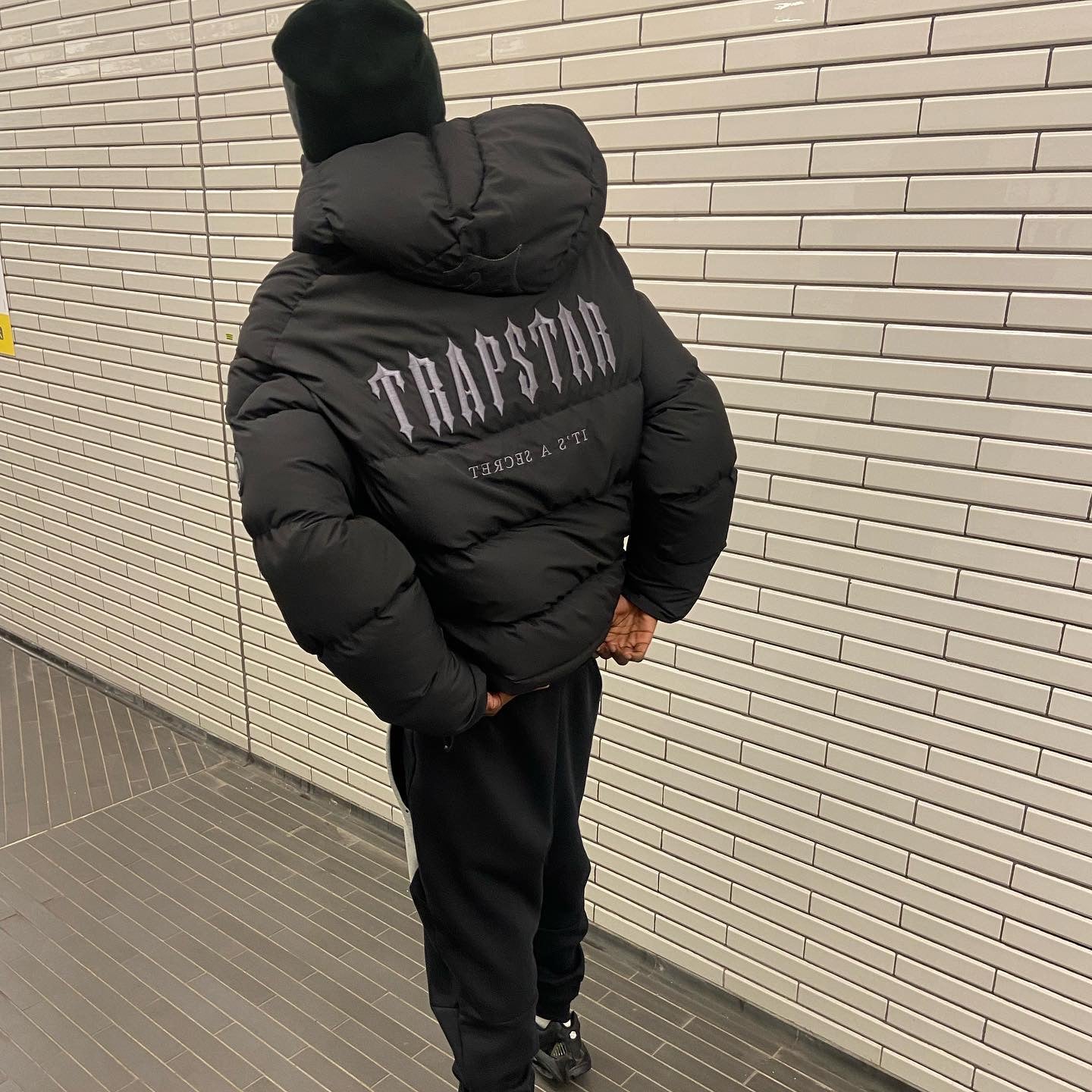 XS